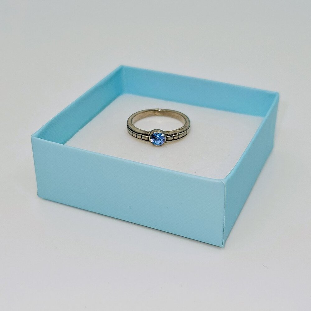 Vintage Silvertone Ring With Small Blue Stone Size 6 1/2